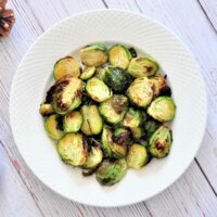 Roasted brussels sprout served in plate.