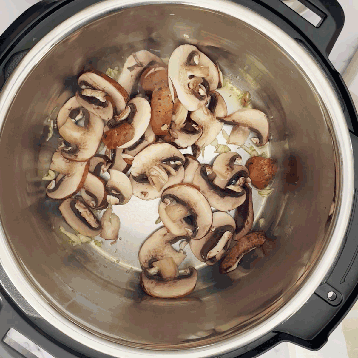Saute chopped mushroom.