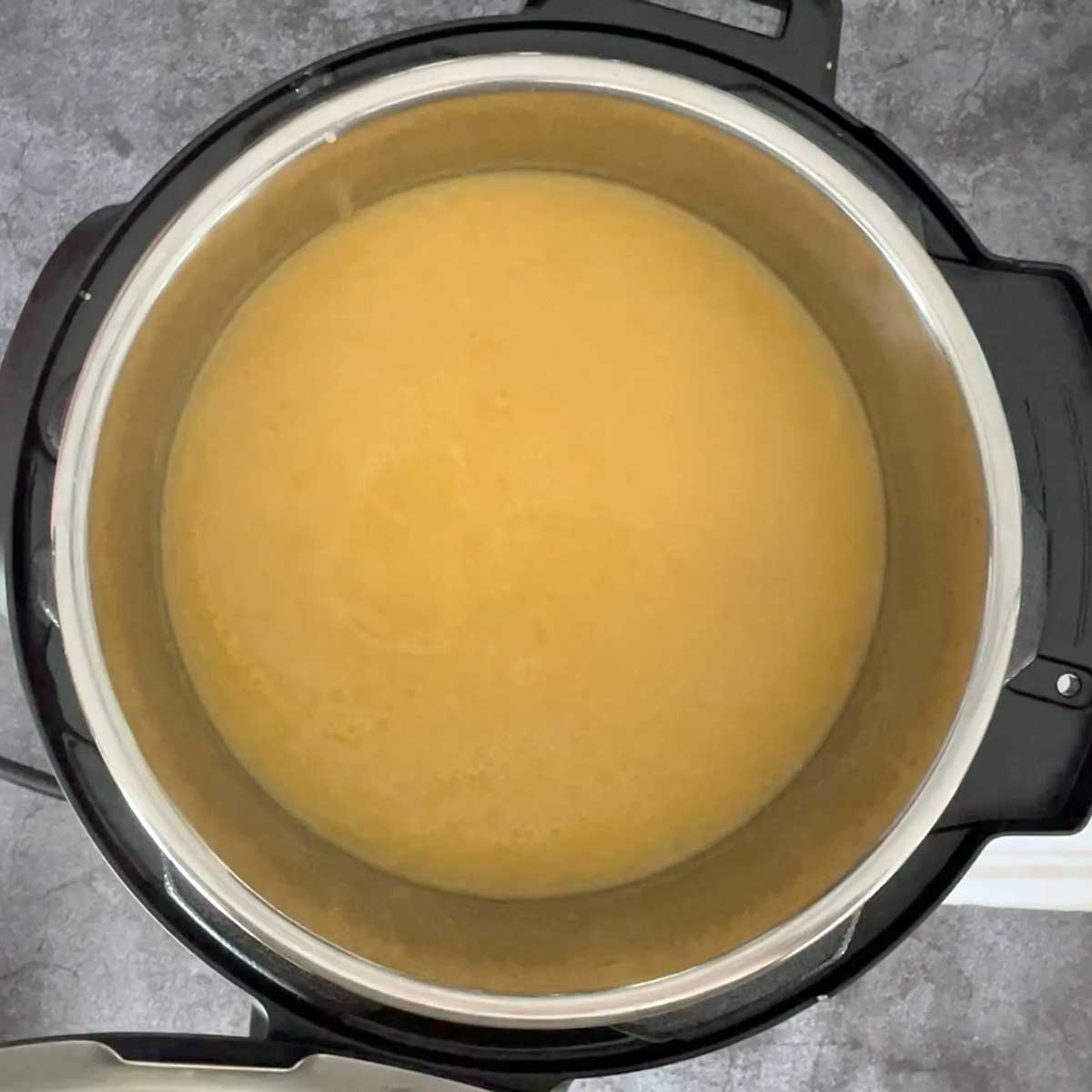 Blended cauliflower soup in instant pot.